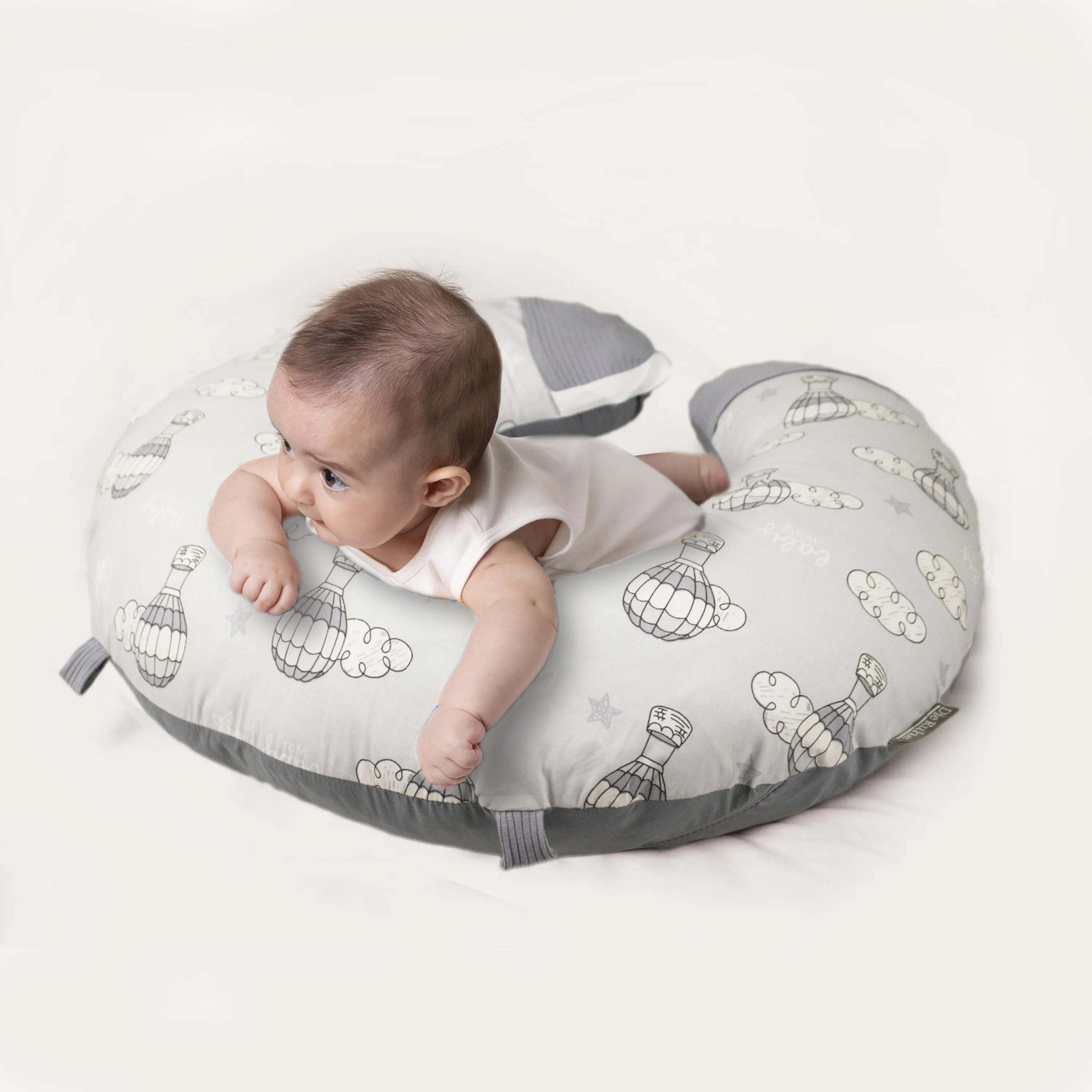 تامی پیلو طرح بالن تامی پیلو طرح بالن